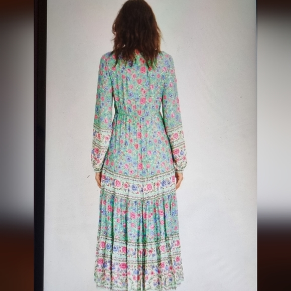 Arnhem Phoebe shirred boho dress in sage NWT size 10 - Picture 3 of 9